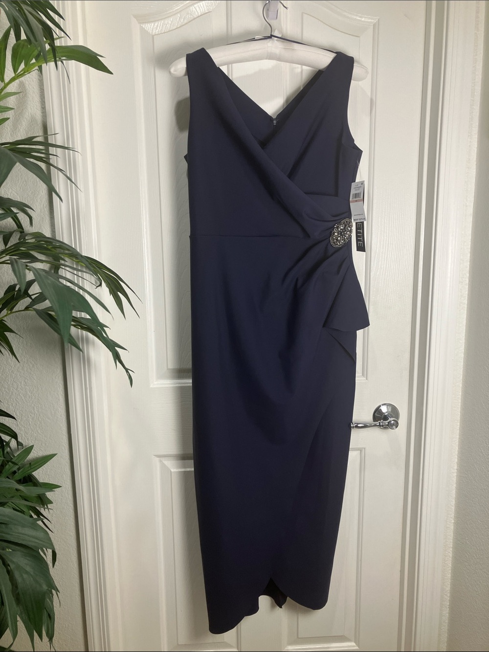 PETITE AVA SLEEVELESS CONTOUR GOWN Petite Long Sleeveless Contour Sheath Gown wi - Picture 1 of 11